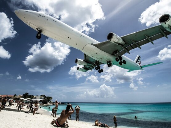 Καραϊβική - Παραλία Μάχο: Εκεί όπου τα α...