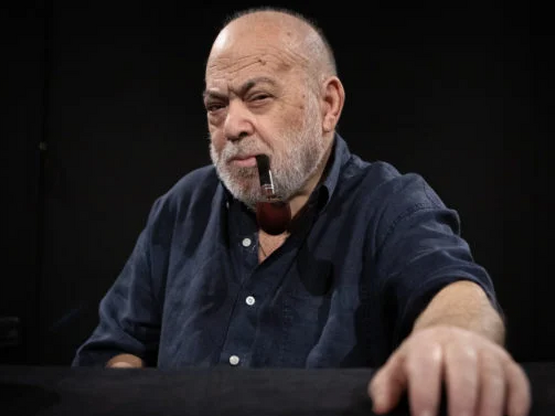 Χρήστος Βαλαβανίδης: Η αγάπη για την ποί...