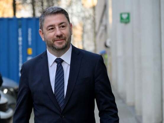 Πρόσκληση Ανδρουλάκη σε Φάμελλο- Χαρίτση...