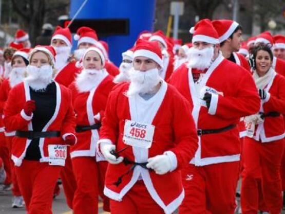 Στους δρόμους χιλιάδες... Άγιοι Βασίληδε...