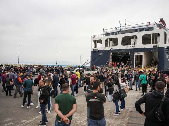 Συνεχίζουν τις κινητοποιήσεις οι κτηνοτρ...