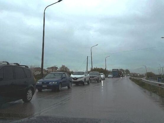 Έξοδος Χριστουγέννων: Ουρές στην Αντιρρί...