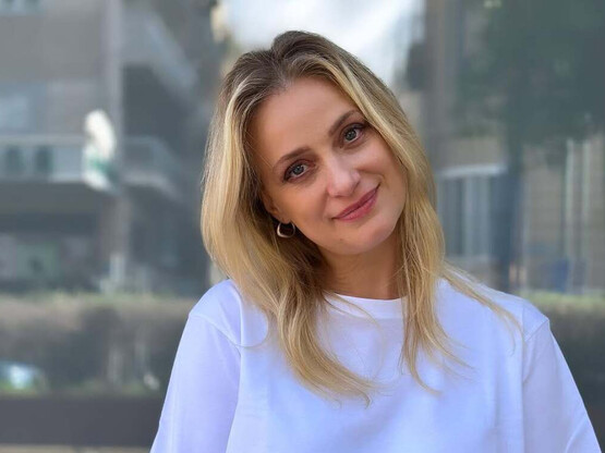 Λένα Δροσάκη: Θα είναι κουμπάρα στο γάμο...