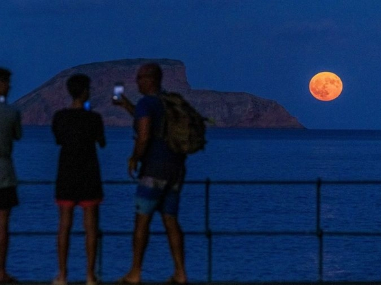 Τι είναι το μπλε φεγγάρι και πότε θα δού...