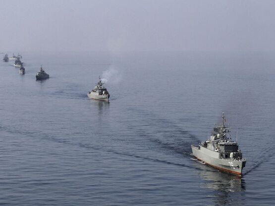 LIVE- Φρουροί της Επανάστασης: «Τα Στενά...