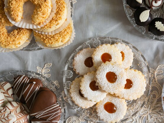 Εορτολόγιο: Ποιοι γιορτάζουν σήμερα 7 Δεκεμβρίου