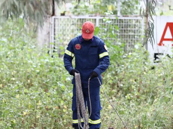 Ημαθία: Αυτοκίνητο έπεσε σε αρδευτικό κα...