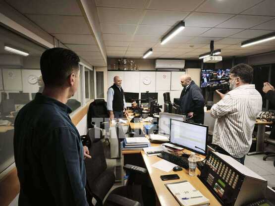 Πάτρα: Κόψιμο βασιλόπιτας πάνω σε περιπο...