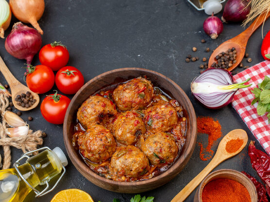 Συνταγή για κεφτεδάκια κοτόπουλου με γαλ...