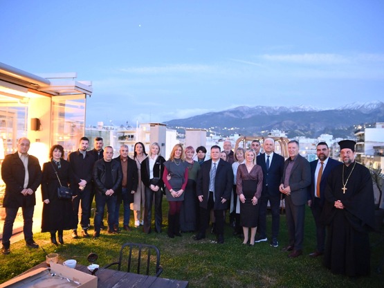 Με επιτυχία η κοπή της πρωτοχρονιάτικης ...