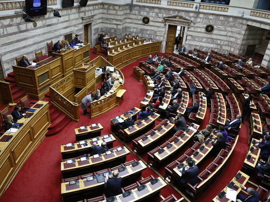 Χίος: «Μετωπική» Πλεύρη-αντιπολίτευσης