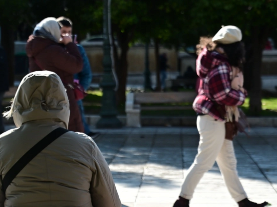 Καιρός - Meteo: Θερμότερος του κανονικού...