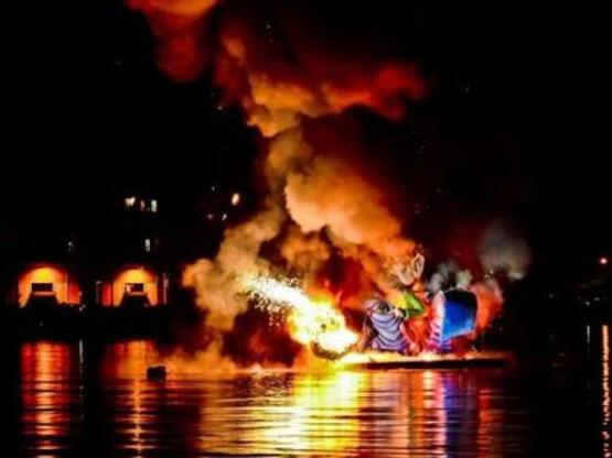 Πάτρα: Ποιά τραγούδια έπαιζαν την ώρα πο...