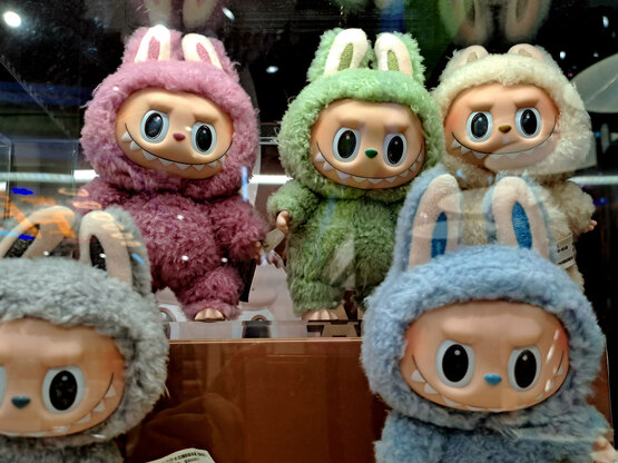 Τι πραγματικά «κρύβουν» τα Labubu;