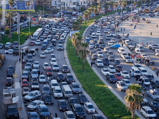 Μαζική έξοδος από τον νότιο Λίβανο μετά ...
