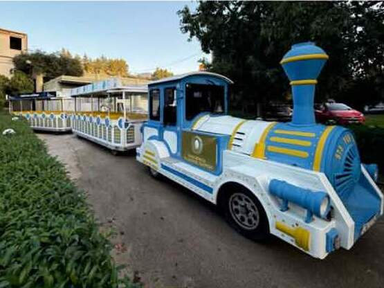 Το Χριστουγεννιάτικο Τρενάκι έφτασε στην...