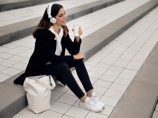 Smart casual με sporty twist: Κομμάτια π...