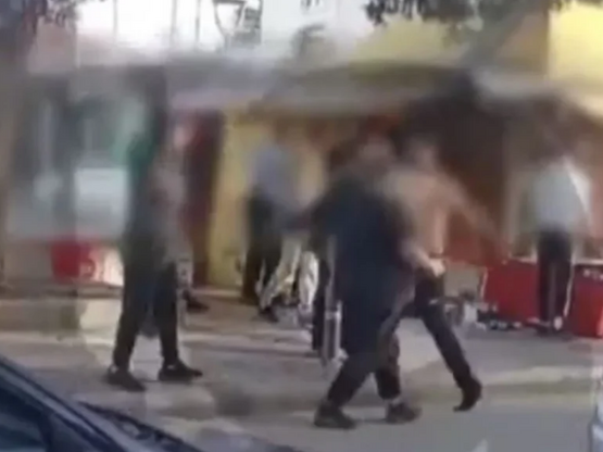 Γαστούνη- Ξυλοδαρμός περιπτερά: Δύο συλλ...