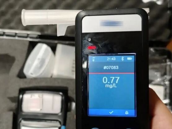 Εγκατέλειψε το όχημά του σε στάση λεωφορ...