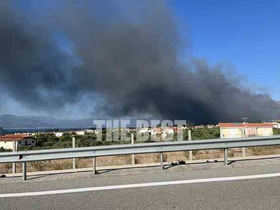 Πάτρα: Στις φλόγες και το Πλατάνι - Διακ...