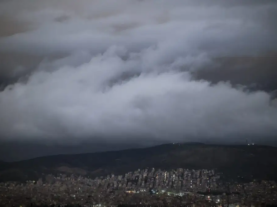 Κακοκαιρία Erminio: Συνεχίζονται οι ισχυ...