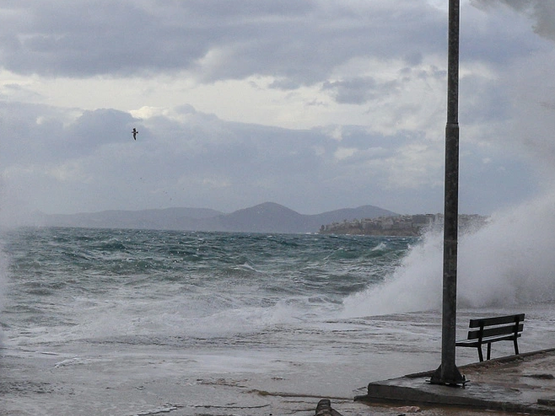 Κακοκαιρία: 112 σε Μεσσηνία, Λακωνία, Αρ...