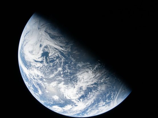 Artemis II: Η NASA δημοσίευσε τις πρώτες...