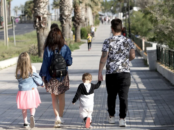 Δημογραφικό: Τα 3 σενάρια για τις γεννήσ...
