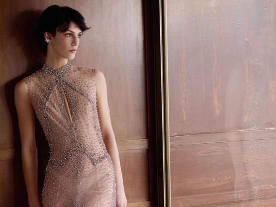 E ναι, «χαζέψαμε» την Πατρινή καλλονή Mα...