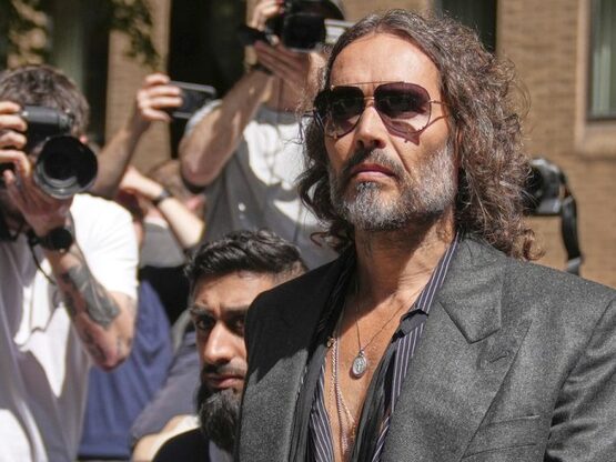 Αντιμέτωπος με νέες διώξεις για βιασμό κ...