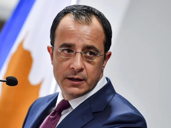 Χριστοδουλίδης: Όποιος έχει αποδείξεις γ...