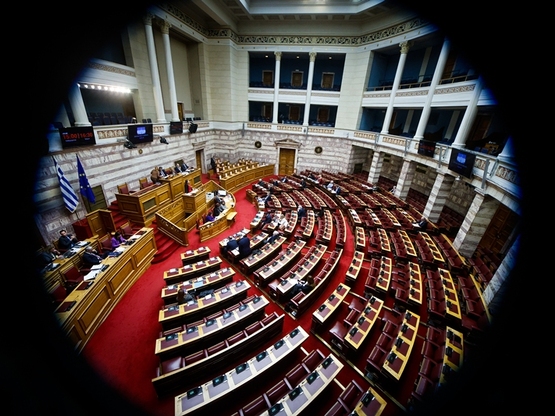 Βουλή: Με 158 «ναι» πέρασε το ν/σ για τι...