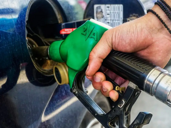 Ανακοινώνεται το πλαφόν κέρδους σε ράφια...