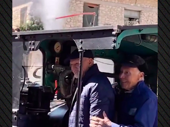 Γιώργος Παπανδρέου: Ανέβηκε στην ατμομηχ...