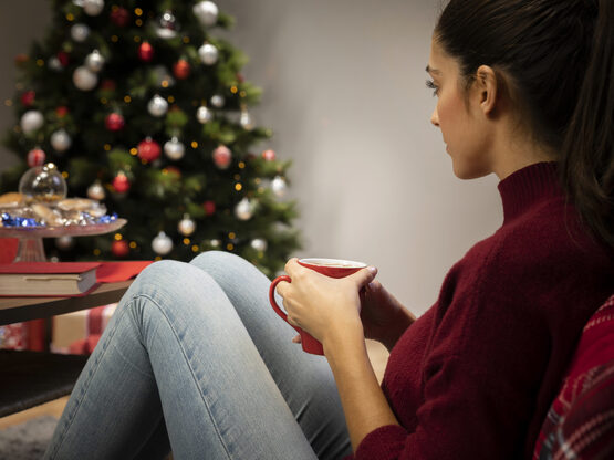 Χριστούγεννα στη σκιά: Οι άνθρωποι που π...