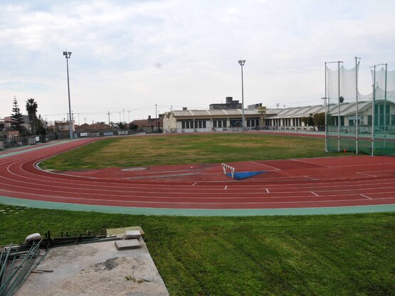 Ο στίβος και το πινγκ - πονγκ για τις αθ...