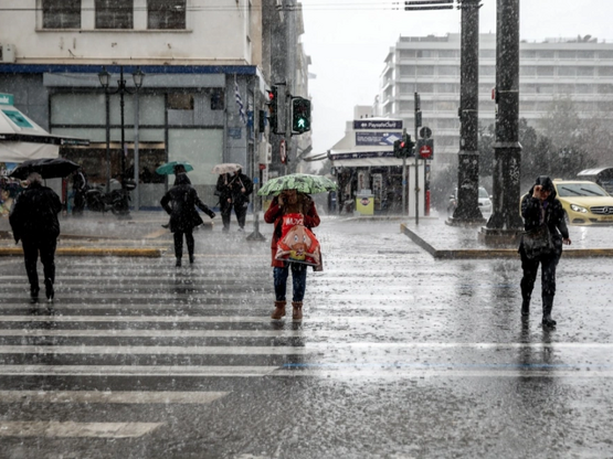 Κακοκαιρία: Ισχυρές καταιγίδες, χαλάζι κ...