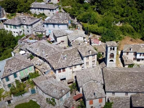 Δίλοφο: Στην πέτρινη αγκαλιά του Ζαγορίου