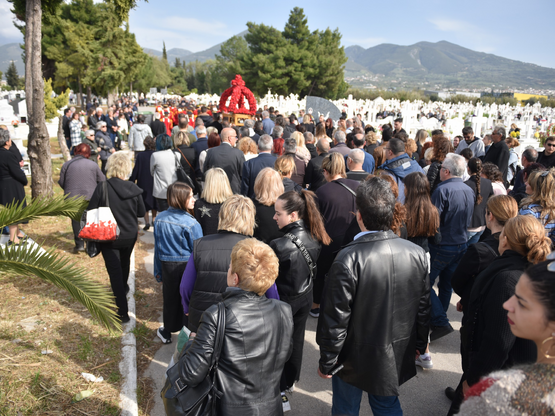 Πάτρα: Το πρόγραμμα περιφοράς Επιταφίων ...