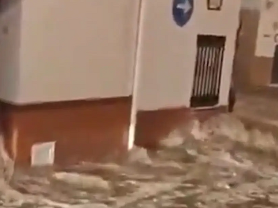 Ισπανία: Σφοδρές βροχοπτώσεις και εκτετα...