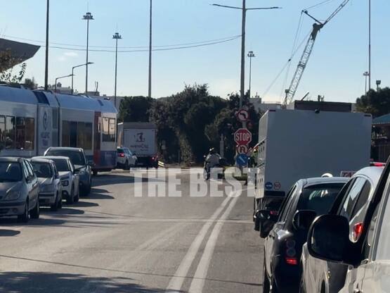 Πάτρα: Με απανωτές κόρνες λόγω κυκλοφορι...