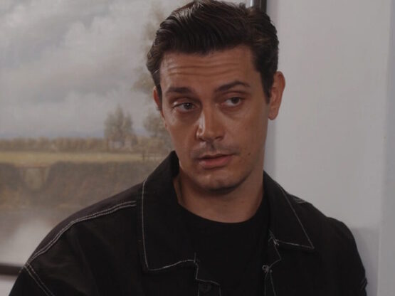 Γη της ελιάς: Ο Μανώλης αποκαλύπτει στον...