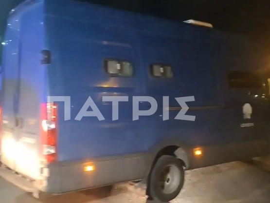 ΟΠΕΚΕΠΕ: Στο πλοίο από την Κρήτη οι 15 σ...