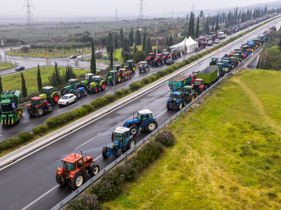 Αγρότες: Χριστούγεννα στα μπλόκα - Νέα π...