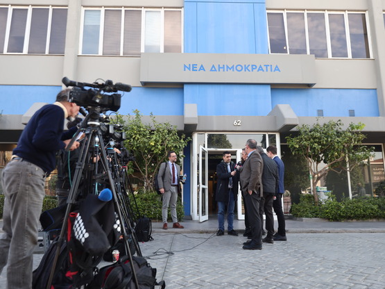 Υψηλοί τόνοι στην ενημέρωση Τσιάρα σε βο...