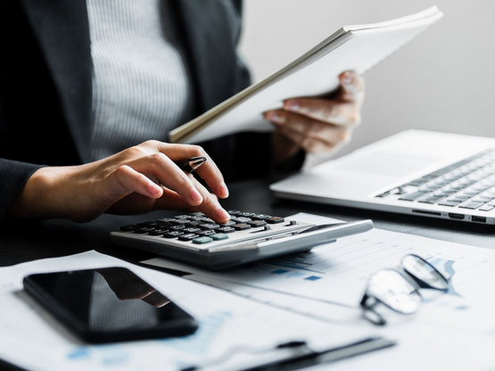 Φορολογικές δηλώσεις: Πότε θα μπουν οι επιστροφές