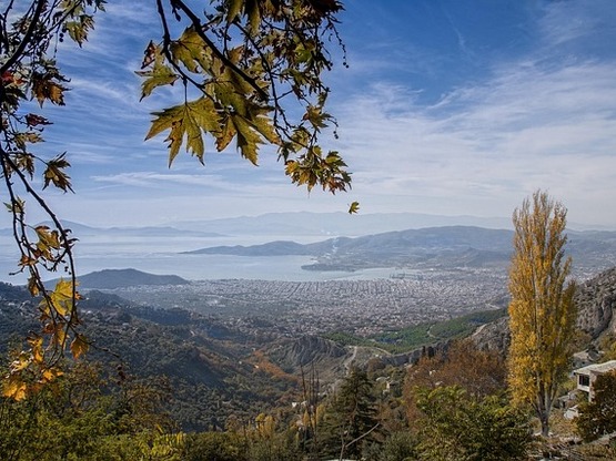 Πήλιο: Από το χιόνι ως τη θάλασσα, μια ε...