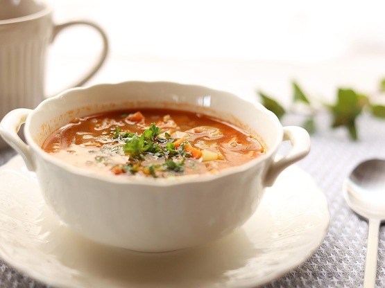 Συνταγή για σούπα από λαζάνια με κιμά, λ...