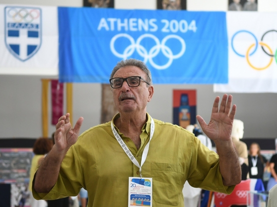 Πώς συντηρείται ο αθλητισμός από τους Δή...