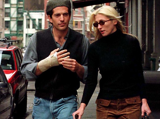 Carolyn Bessette Kennedy: Επανεξετάζεται...